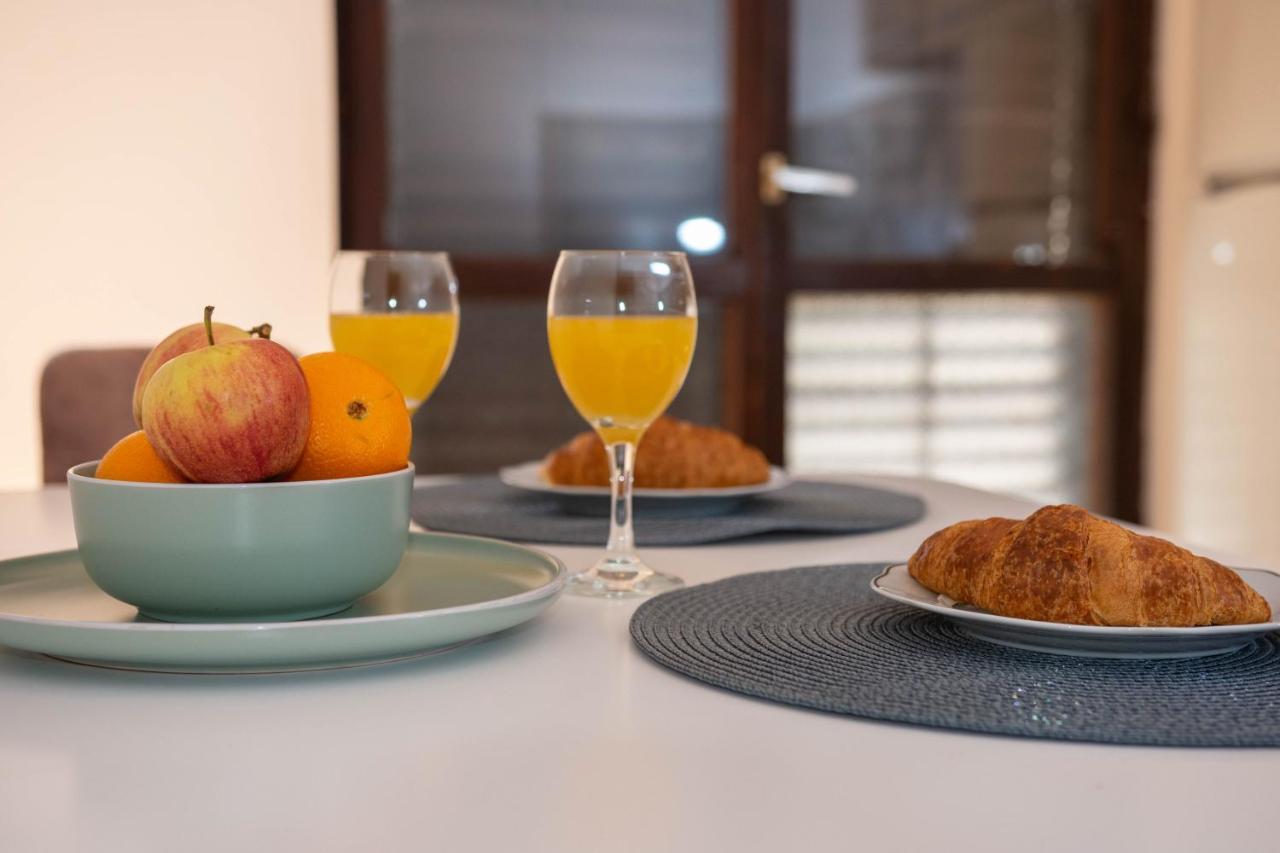 Apartman Duce Milka Villa Bagian luar foto